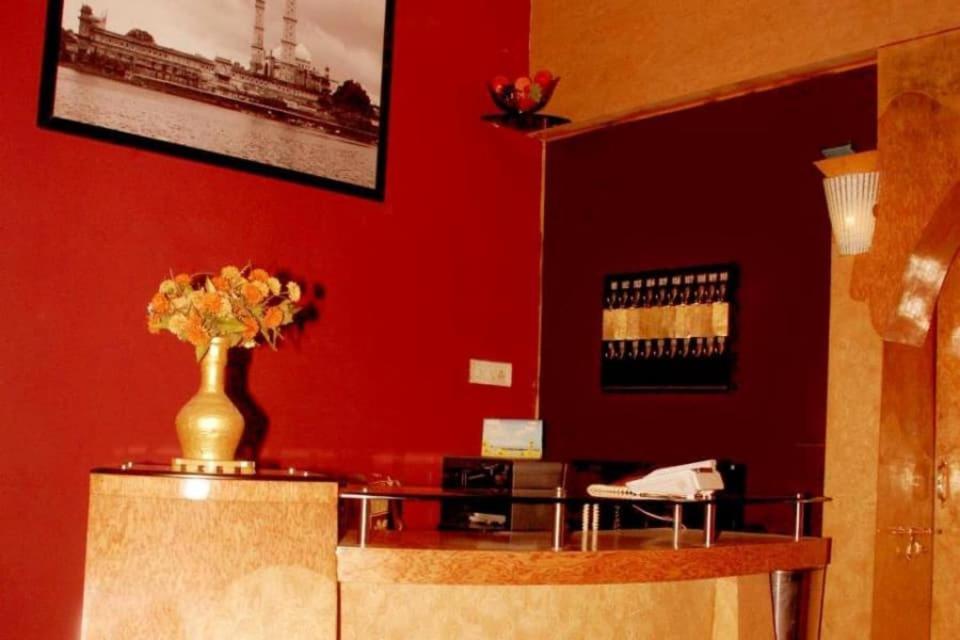 Oyo 27711 Hotel Evergreen Residency Bhopal Extérieur photo